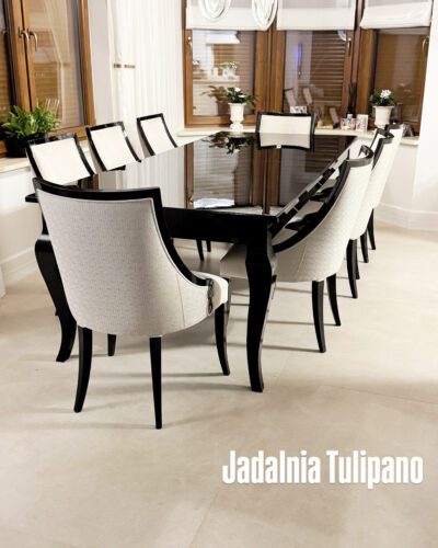 blat stołu z litego drewna dopasowany do konstrukcji